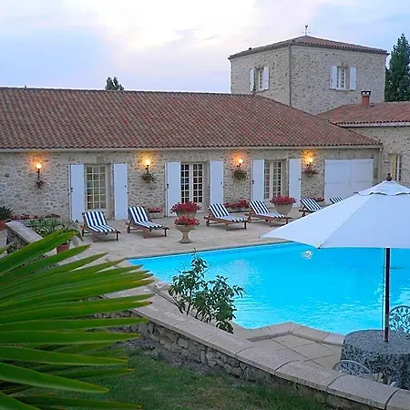 D'hotes Domaine De Beunes Hotel